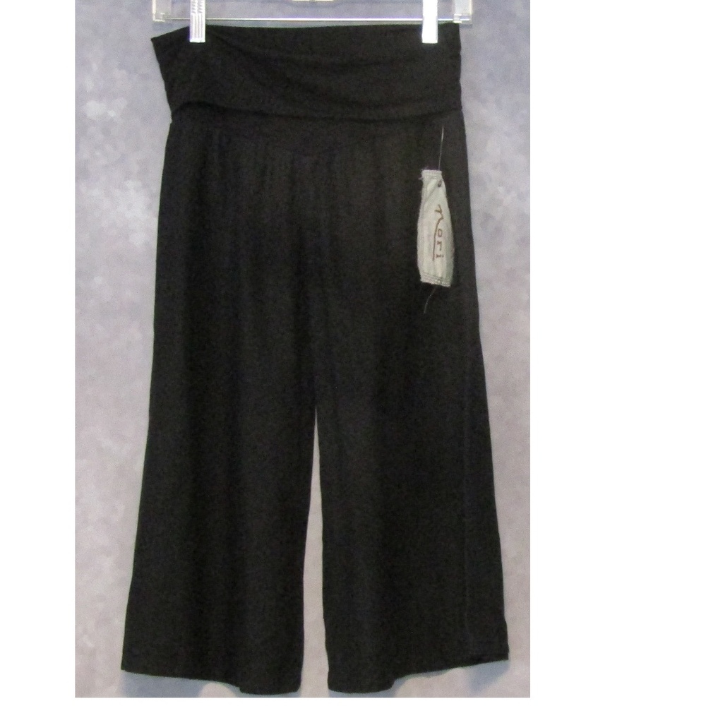 NWT Nori Culottes Black Size Juniors 1